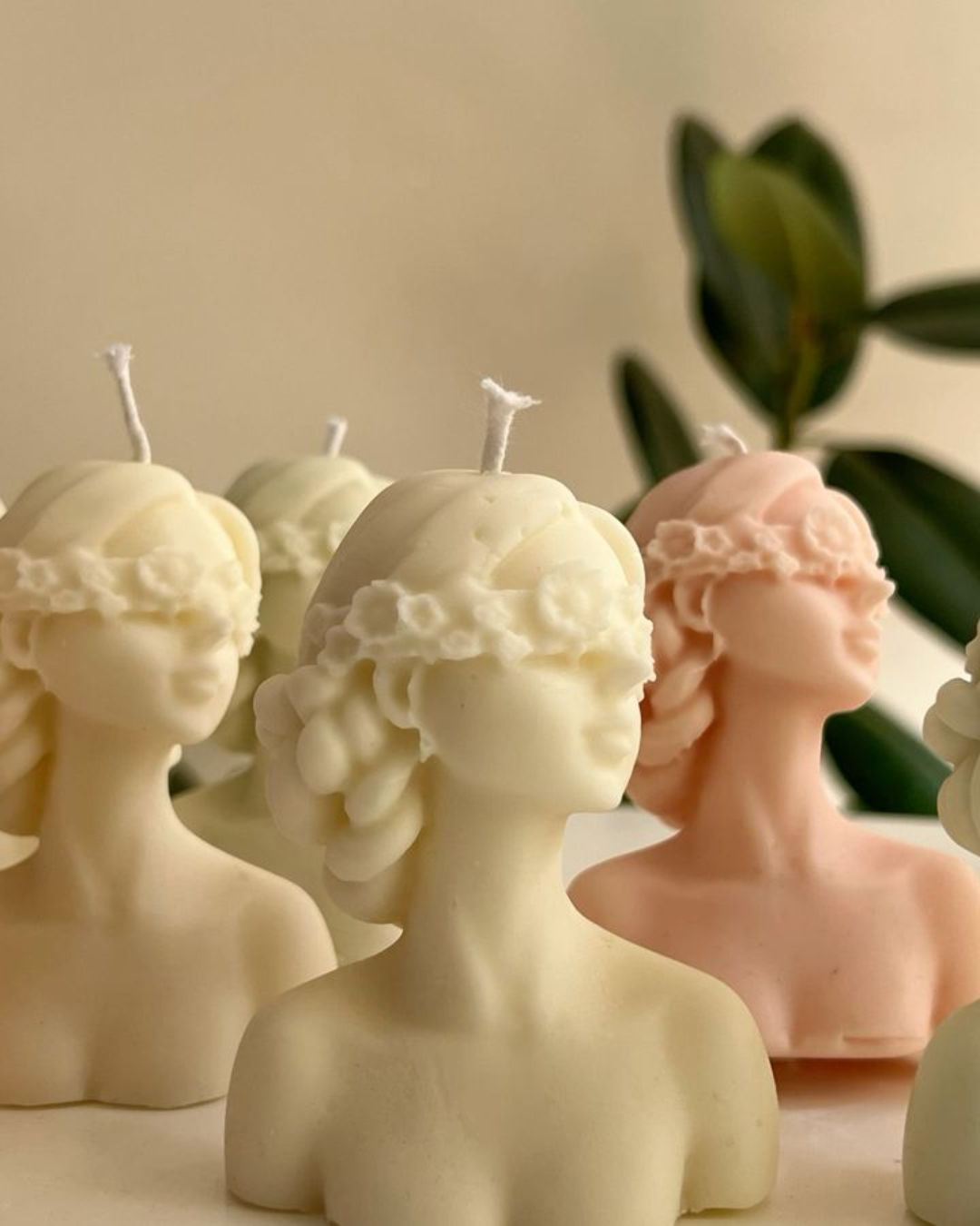 Lady Sculpture Candle