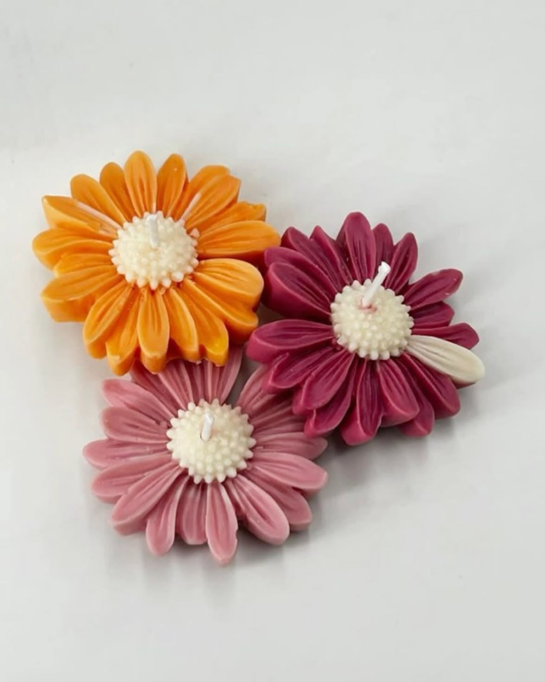 Handcrafted Floating Daisy Candles